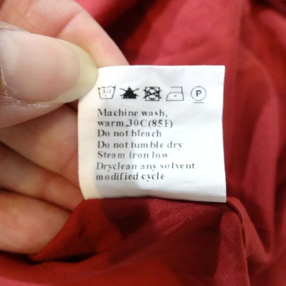 Dokotoo Women Red Floral Dress Size M Long Sleeve Low V-Neck Smocked Waist - Picture 9 of 13